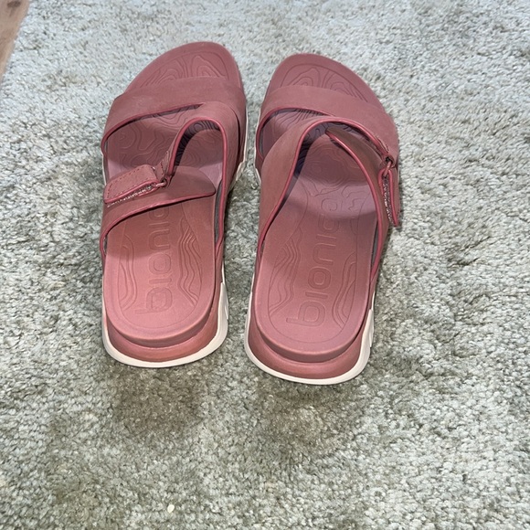 Women’s size 7.5 Bianca Nisha, sandals desert rose leather comfort slip on - Picture 3 of 4